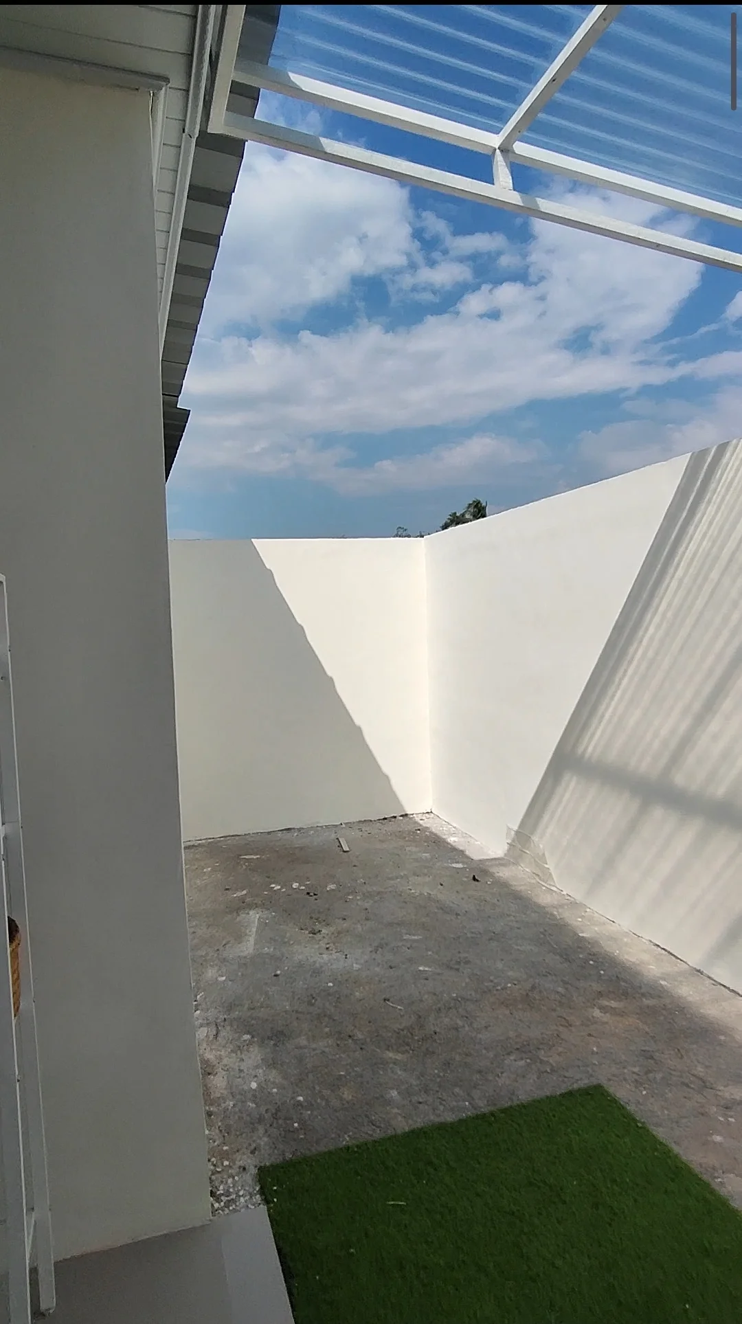 Tulip 38/84 - Komersil