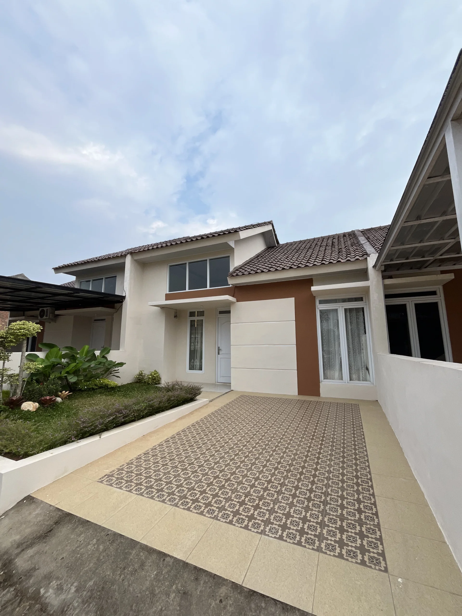 Lotus 55/98 - Komersil